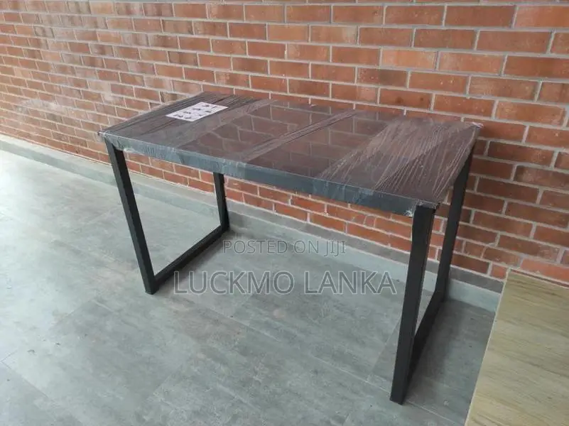 New 4x2 Size Computer Table (H17)