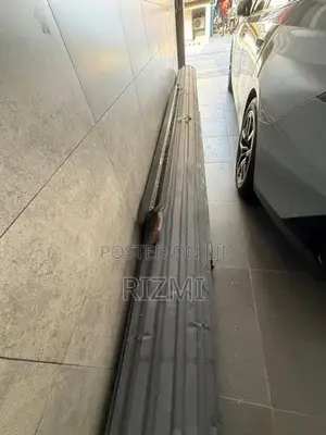Roller Gate