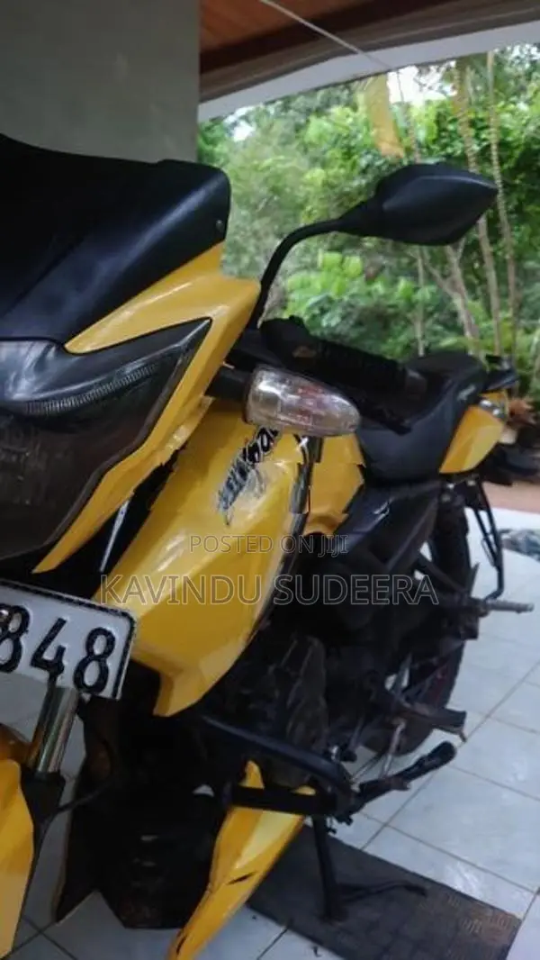 TVS Apache 2015