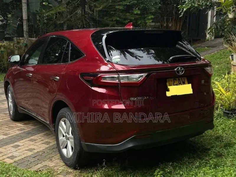 Toyota Harrier 2017