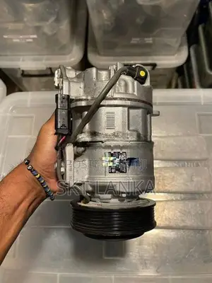 Genuine BMW 318 318i AC Compressor F30 2018 Air condition