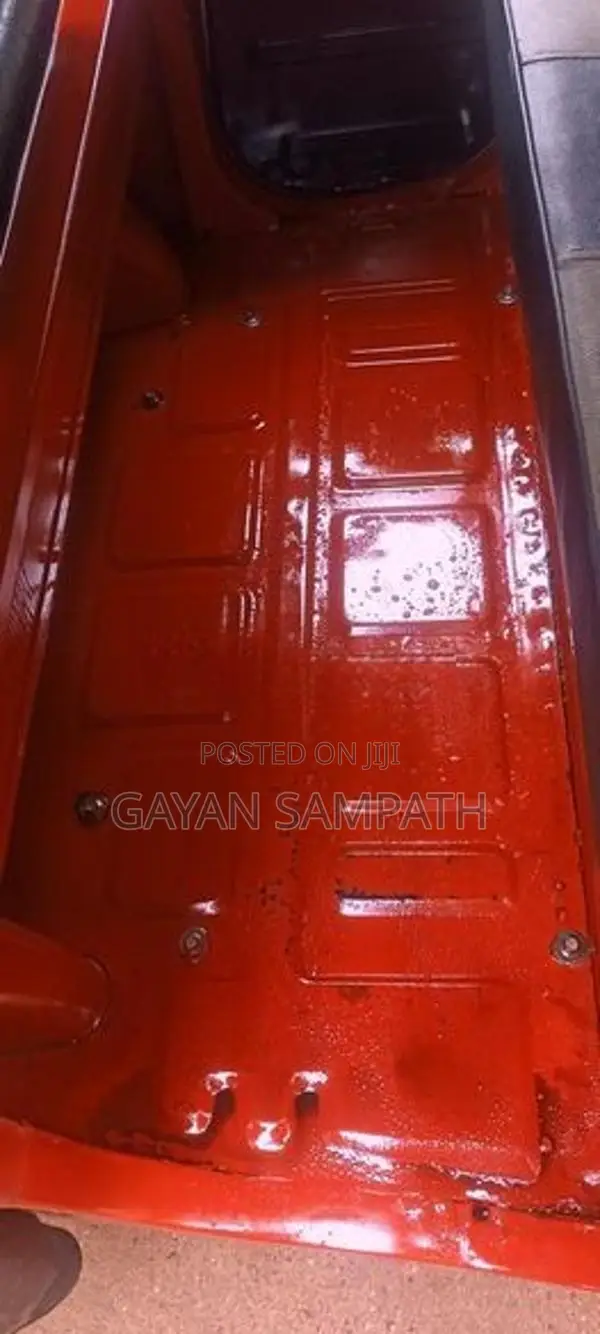 Bajaj RE 2017
