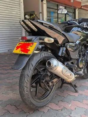 Bajaj Pulsar 200 2009