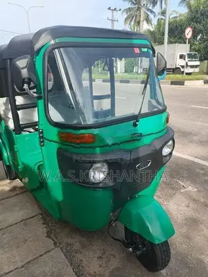 Bajaj RE Three Wheeler 2026