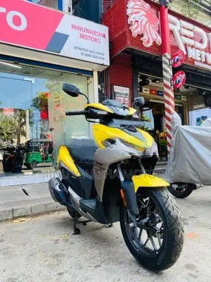 Hero XOOM 125R 2026