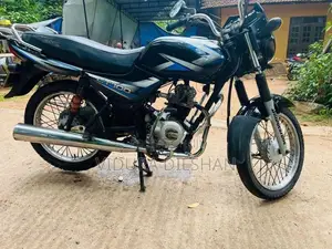 Bajaj CT100 2015