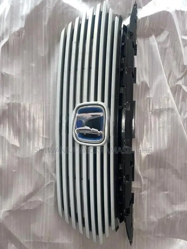 Vezel RV Shell Front (White)