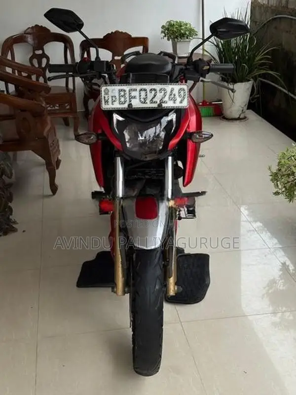 TVS Apache RTR 200 2017