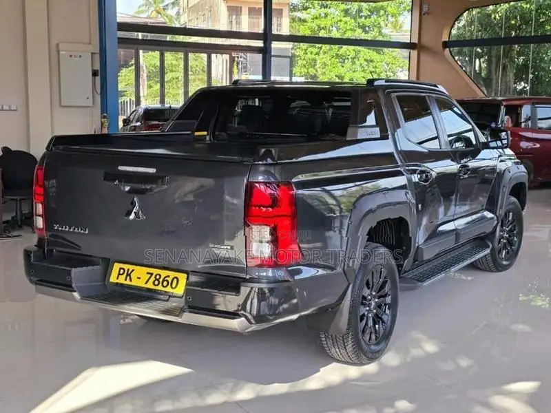 Mitsubishi Triton GSR L200 2.4L 4X4 2024