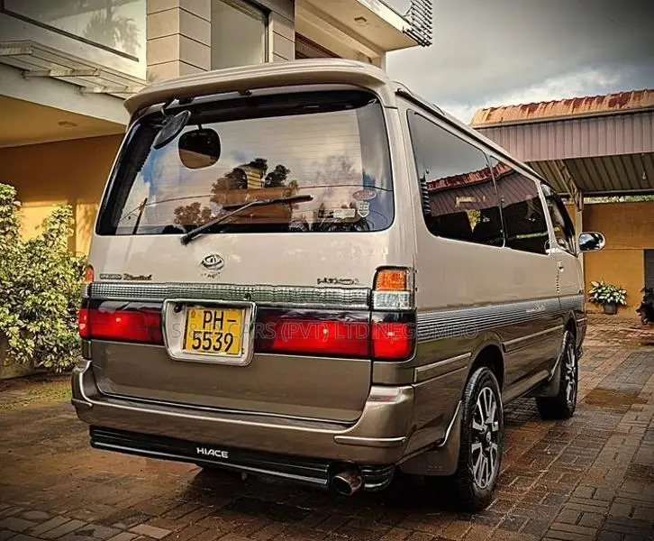Toyota Hiace SuperCustom-1KZ auto 1997