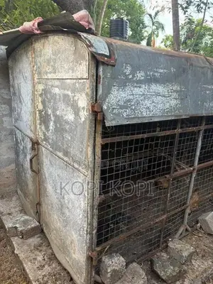வாகன கூடாரம்