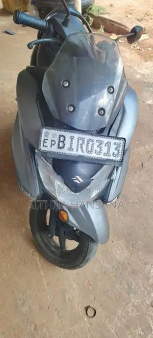 Suzuki Burgman 2019
