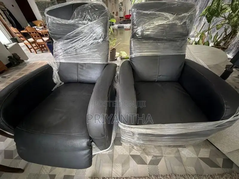 Arm chair