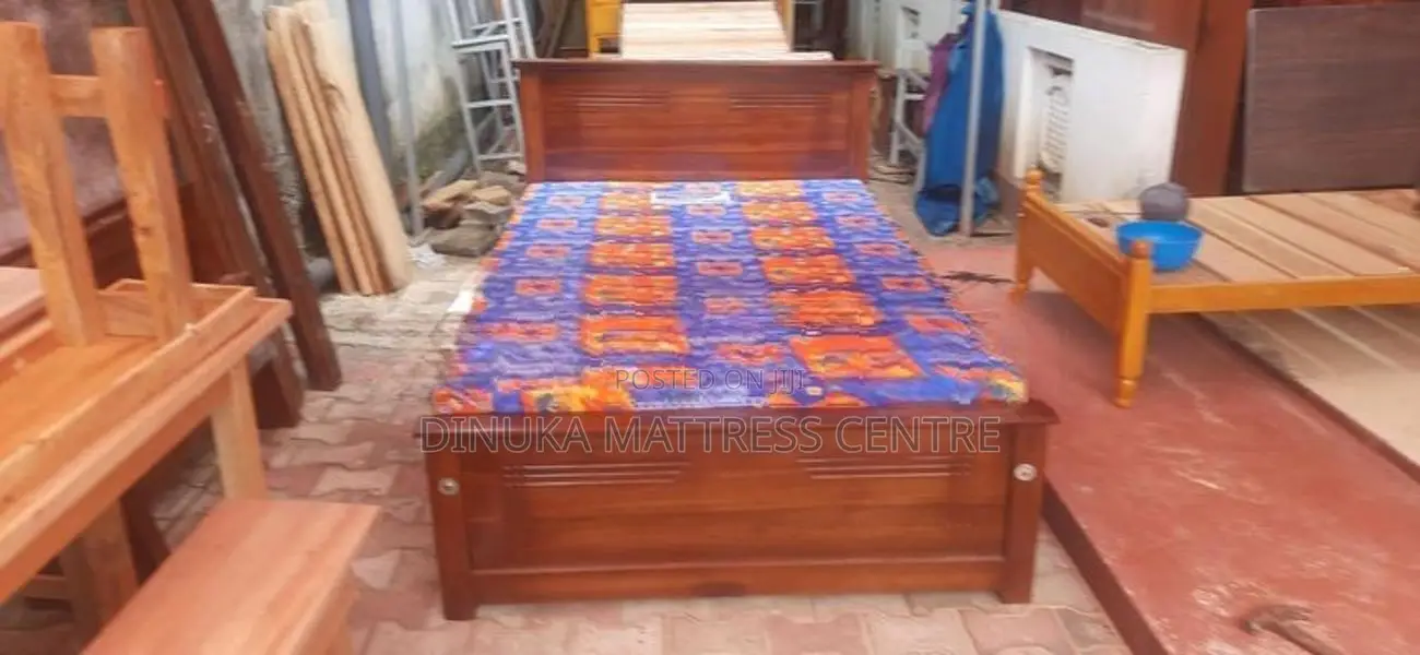 6ft ×4ft Double bed