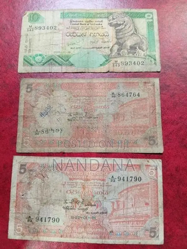 පැරණි නෝට්ටු හයක් ඇත