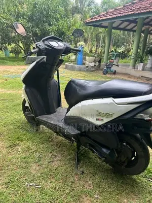 Honda Dio SCV110 2014