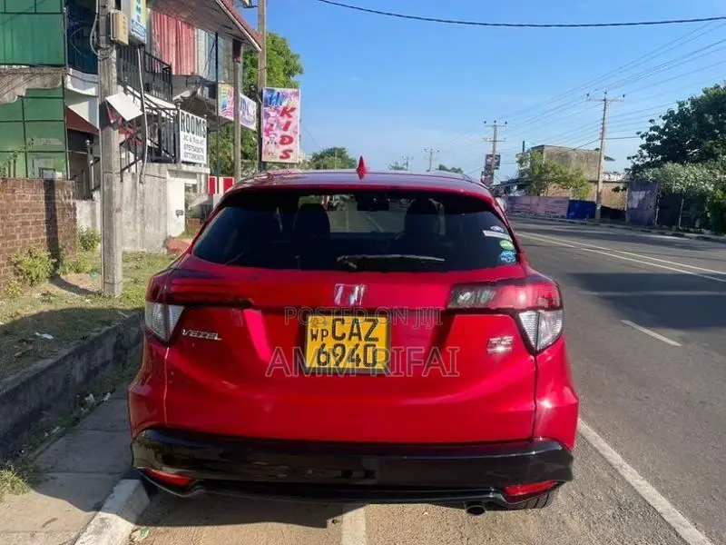 Honda Vezel Rs Sensing 2018