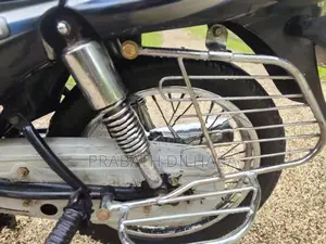 Bajaj CT100 2012