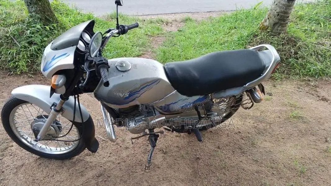 TVS Victor 2003