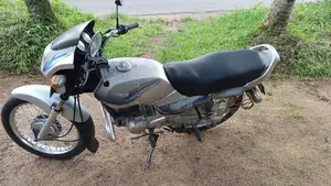 TVS Victor 2003