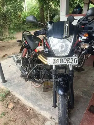 Mahindra Centuro 2017