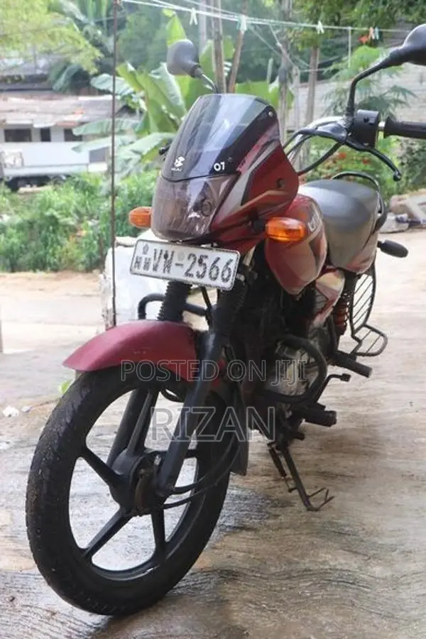 Bajaj Platina 125 2011