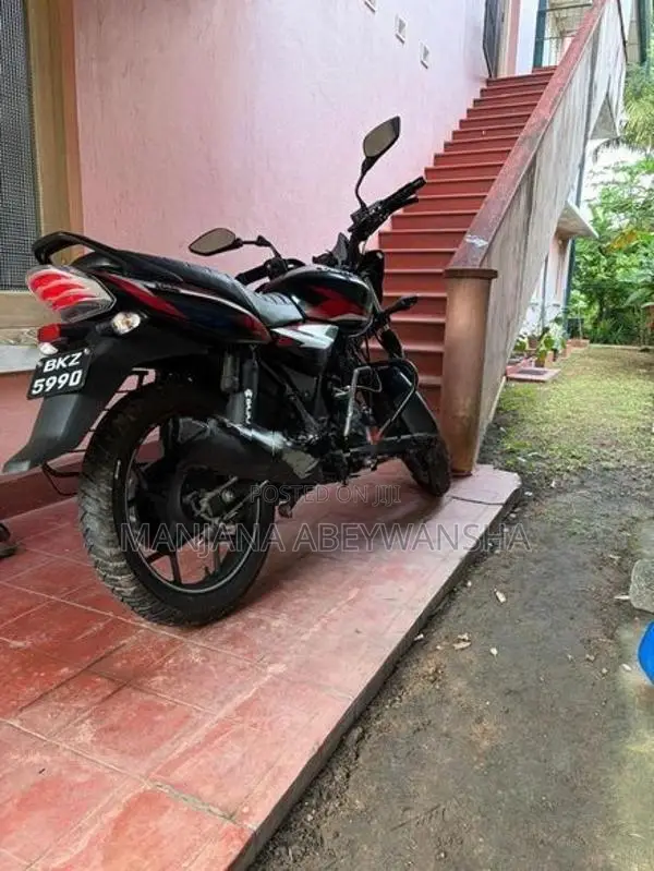 Bajaj Discover 125 2026