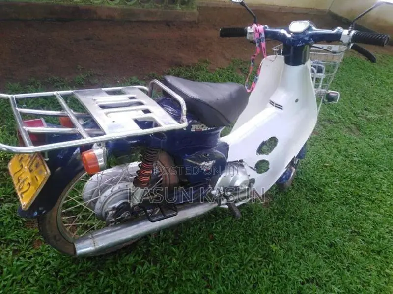 Honda Press Cub 2003