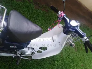 Honda Press Cub 2003
