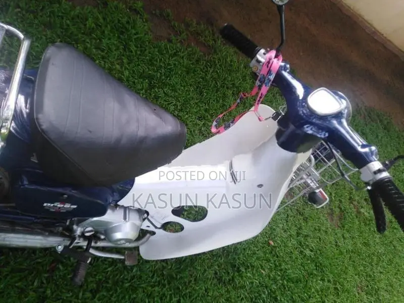 Honda Press Cub 2003
