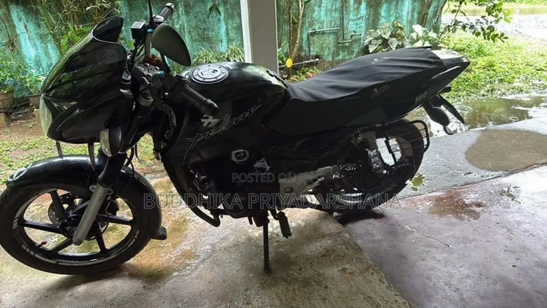Bajaj Pulsar 180 2007