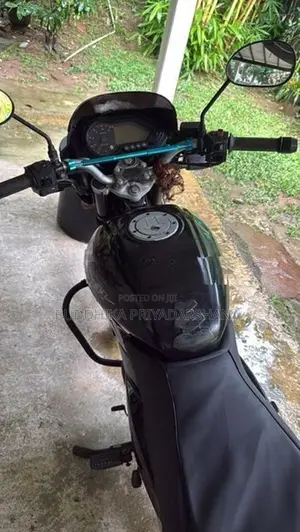 Bajaj Pulsar 180 2007