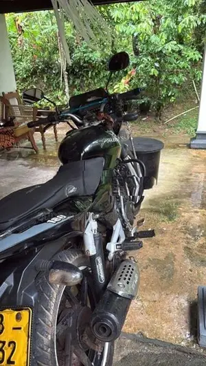 Bajaj Pulsar 180 2007
