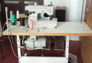 Flat lock machine