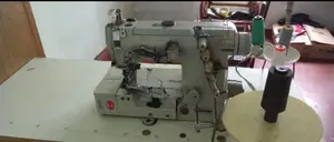 Flat lock machine