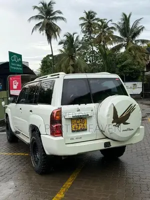 Nissan Patrol 2013