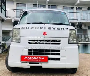 Suzuki Every 2012