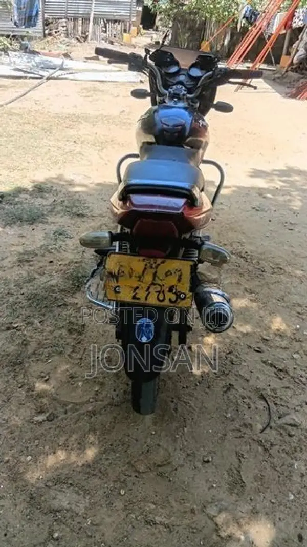 Bajaj Pulsar 150 2004