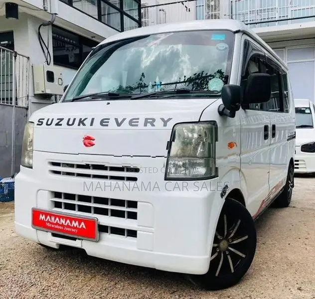Suzuki Every 2012