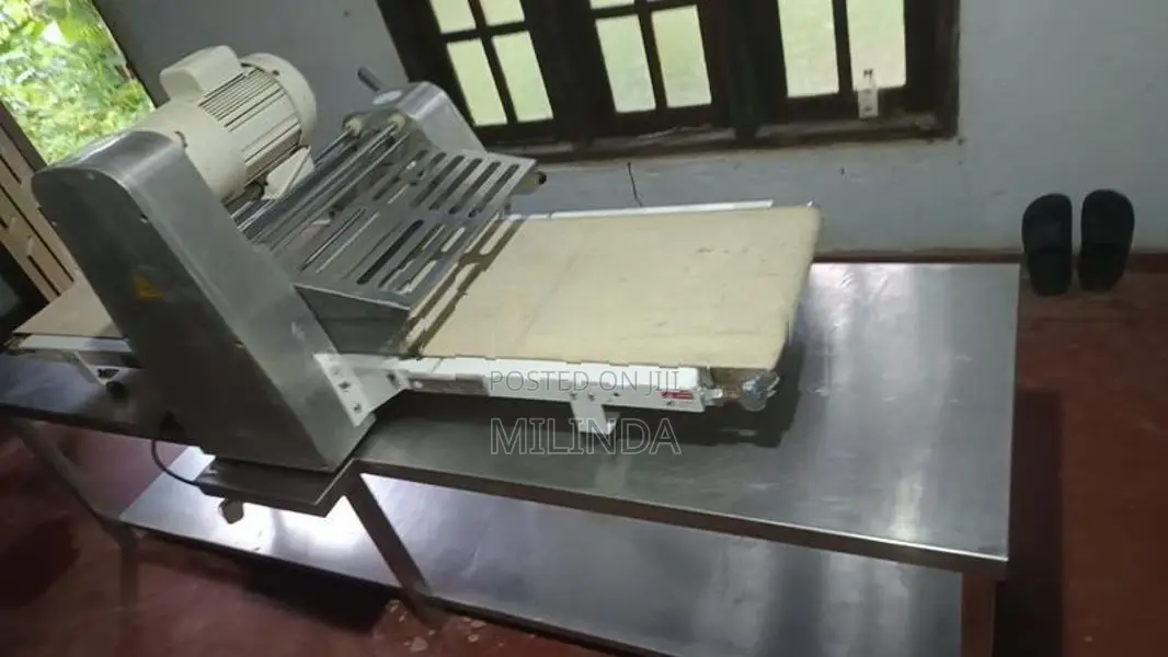 pastry sheeter
