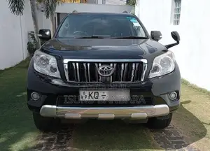 Toyota Land Cruiser Prado 2011