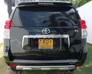 Toyota Land Cruiser Prado 2011