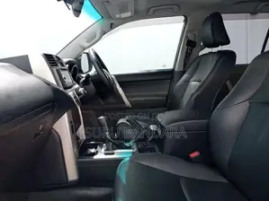 Toyota Land Cruiser Prado 2011