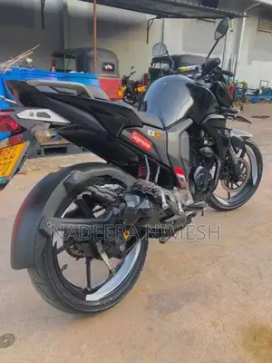 Yamaha FZ v2 2017