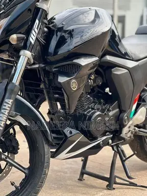 Yamaha FZ v2 2017