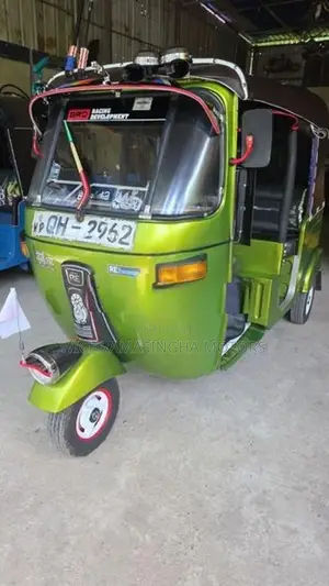Bajaj RE 2006