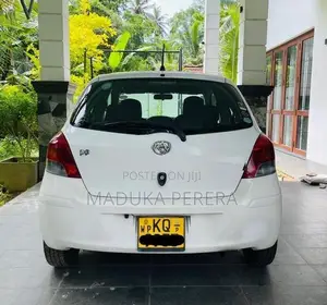 Toyota Vitz 2010
