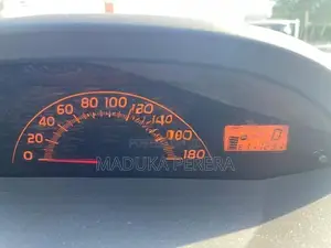 Toyota Vitz 2010