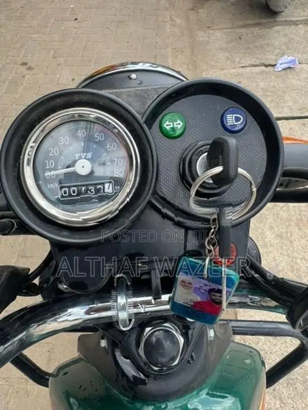 TVS XL 100 2025