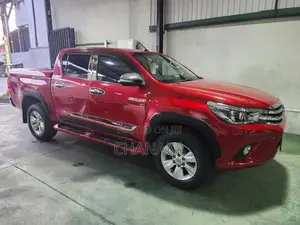 Toyota Hilux REVO 2016